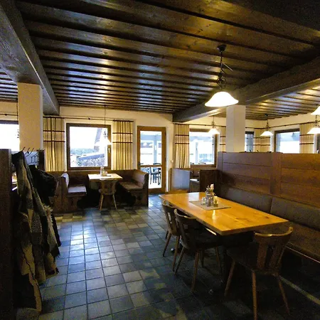 Hotel Zum Dorfwirt Fridolfing